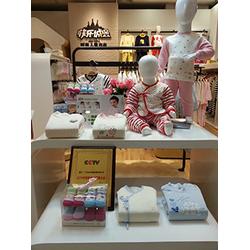 匠心打造精品烤漆展柜——好美特與速美特家具廠的專業(yè)工藝